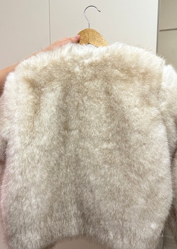 Kadın Beyaz Kısa Suni Kürk Mont - Görsel 7