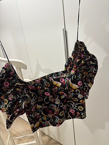 Zara crop