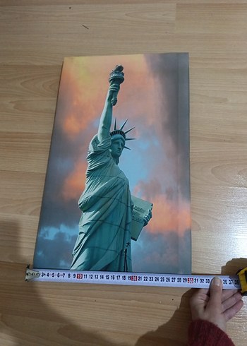 Gri Özgürlük Heykeli Figür - Görsel 4