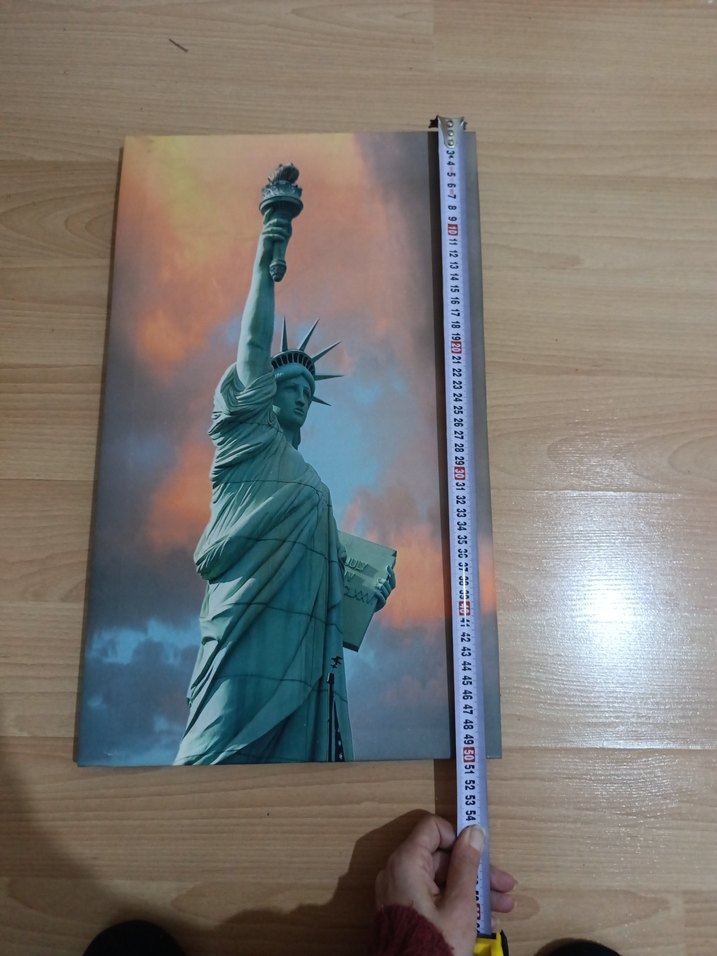 Gri Özgürlük Heykeli Figür - Görsel 5