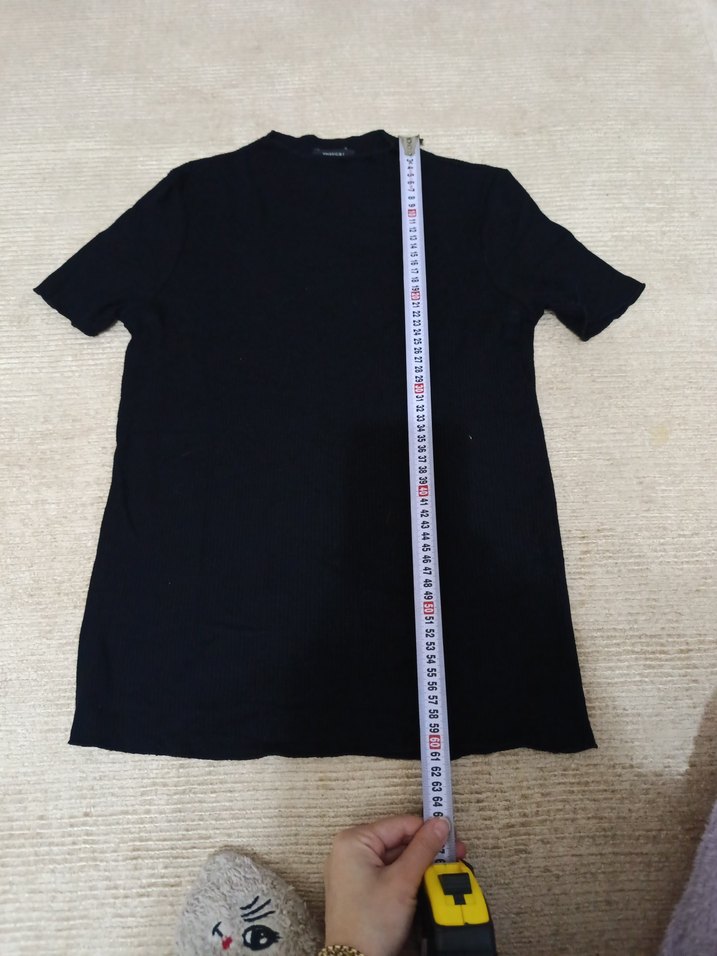 Siyah Kısa Kollu Keten Tişört m beden - Görsel 3