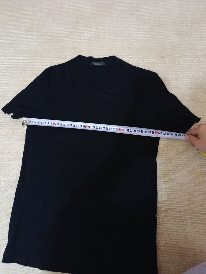 Siyah Kısa Kollu Keten Tişört m beden - Görsel 2