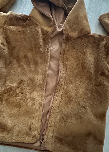 Kahverengi Kürklü Kapüşonlu Erkek Çocuk Peluş Mont - Görsel 6