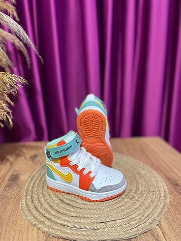 Nike Jordan spor ayakkabı bot