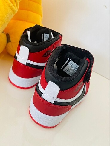 29 Beden kırmızı Renk Nike Jordan spor ayakkabı bot