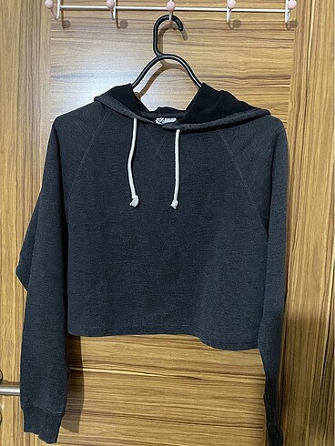 Şapkalı H&M Sweatshirt