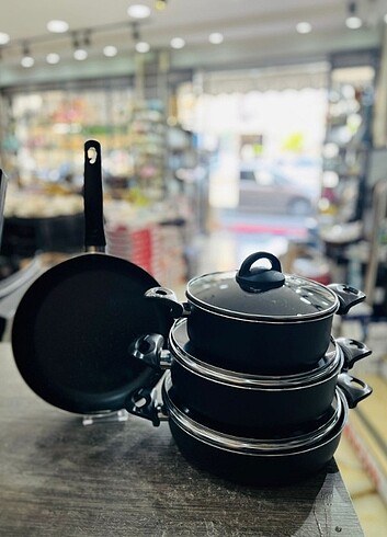 Teflon 4'lü tencere seti 20/24 derin tencere 26 karnıyarık 26 t