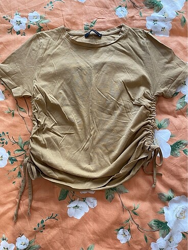 Büzgülü Trendyol Crop Tişört