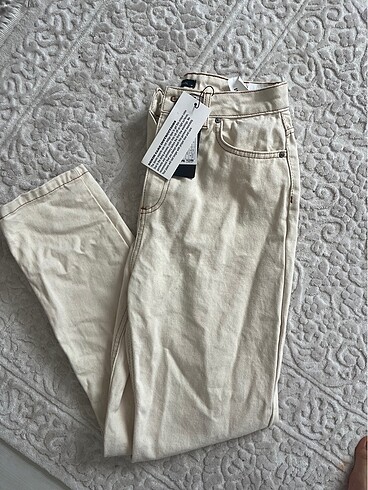 Trendyol & Milla Ekru jean pantolon