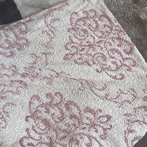 LASTİKLİ HALI ÖRTÜSÜ