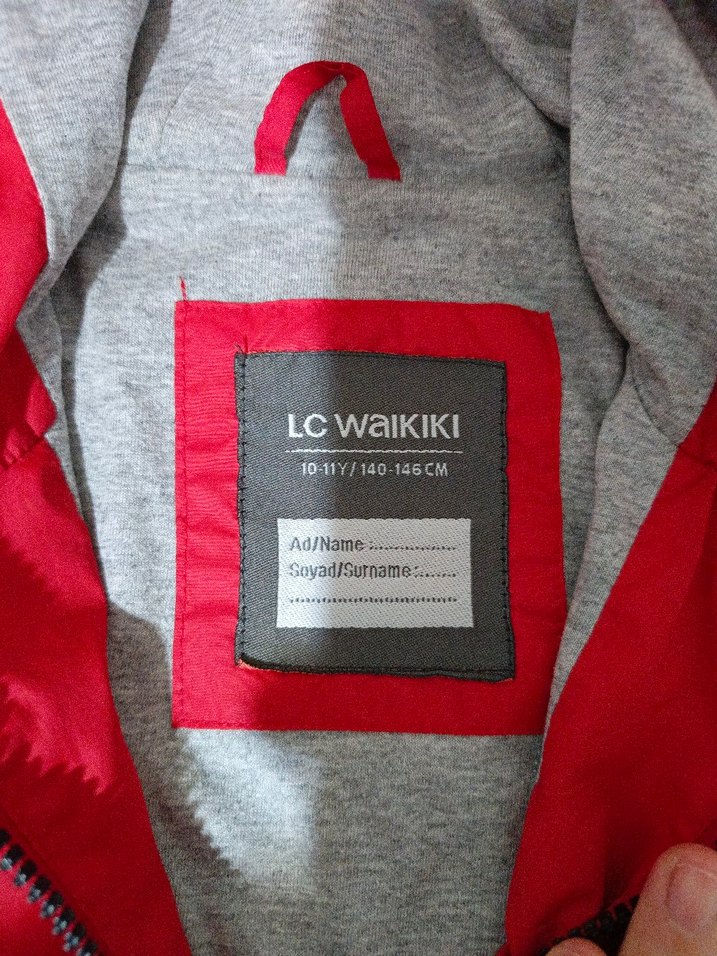 LCW Erkek cocuk Kırmızı Kapüşonlu Fermuarlı Yağmurluk - Görsel 2