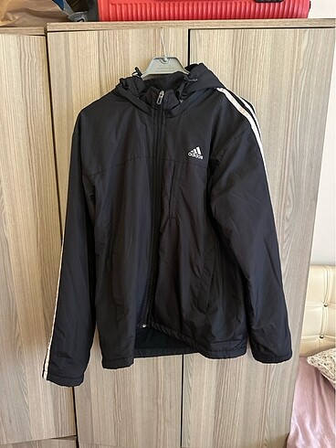 Adidas yağmurluk/rüzgarlık