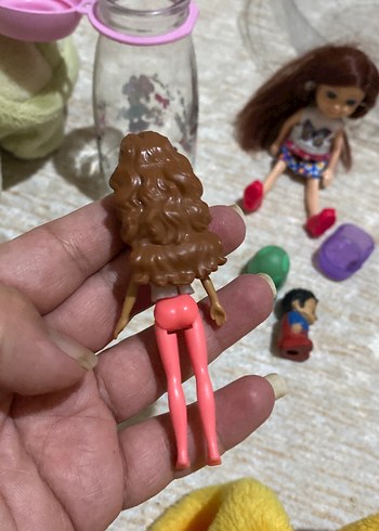 2 adet peluş ve Renkli Karışık Oyuncak Seti 1 adet barbie tarak - Görsel 11