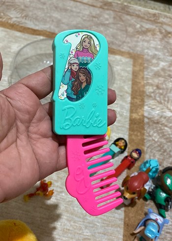 2 adet peluş ve Renkli Karışık Oyuncak Seti 1 adet barbie tarak - Görsel 15