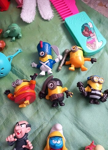 Beden Enchantimal bebek , milyonlar 5 karakter , şirinler 3 karakter b