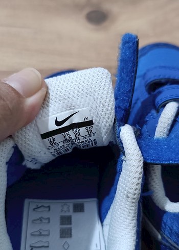 22 Beden Nike Erkek Çocuk Mavi Spor Ayakkabı