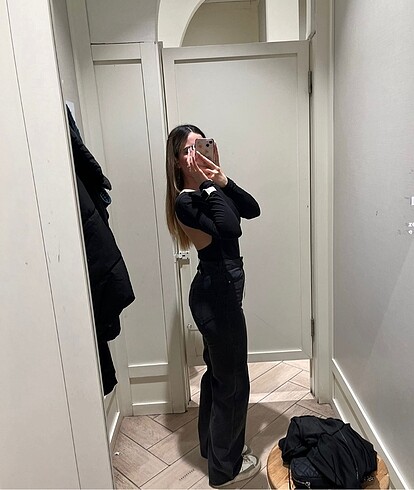 32 Beden siyah Renk Jean pantolon