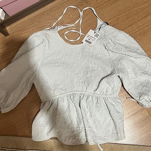 m Beden mavi Renk Zara üst