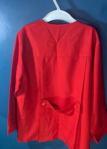 Düğmeli Kırmızı Erkek Çocuk Kırmızı Önlük - Görsel 2