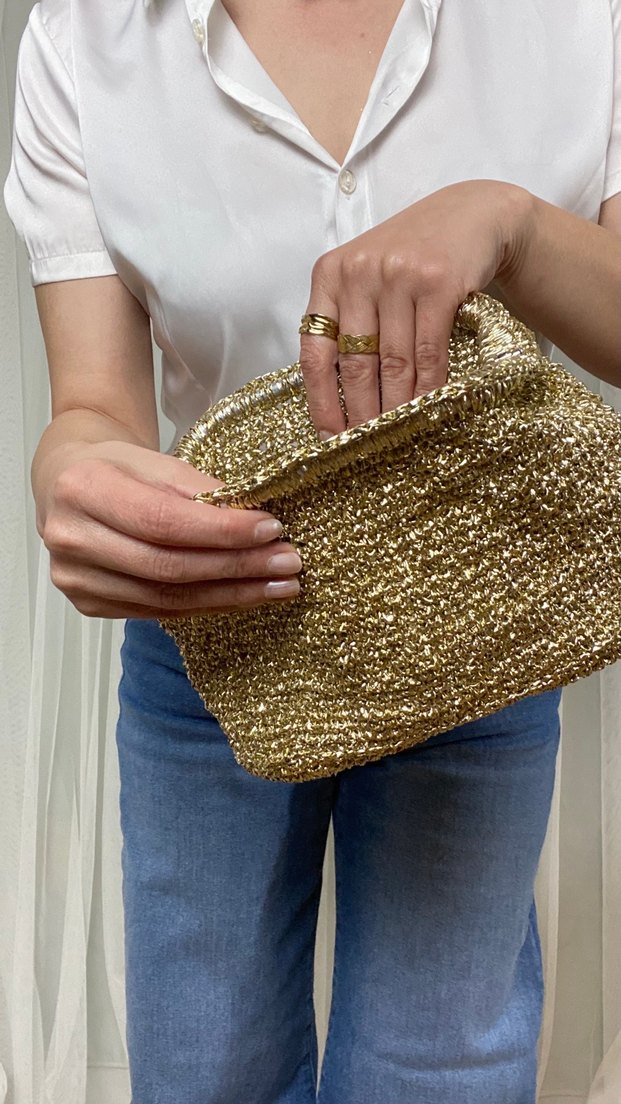 Parlak Altın Renk Örgü Kadın Clutch Çanta - Görsel 3