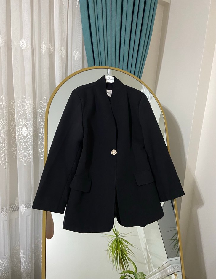 Siyah Oversize Tek Düğmeli Blazer Ceket — görsel 2/7