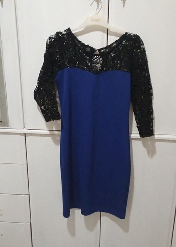 Dantel detaylı mavi elbise - Görsel 4