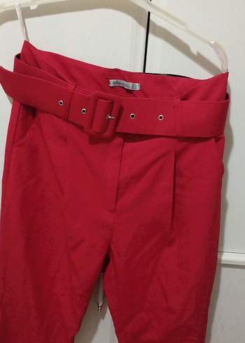 Kemerli Kırmızı Kadın Kumaş Pantolon - Görsel 2