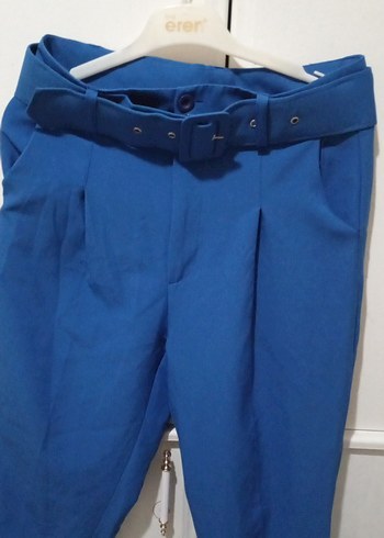 Kemerli mavi pantolon - Görsel 4