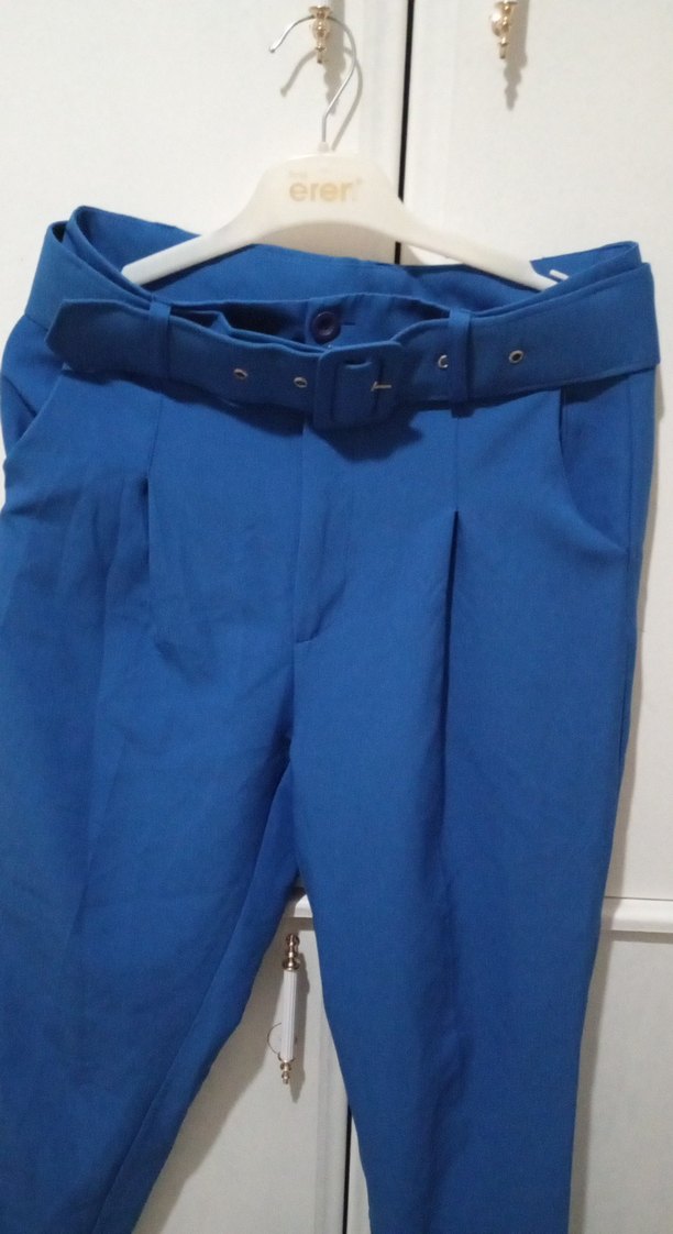 Kemerli mavi pantolon - Görsel 4