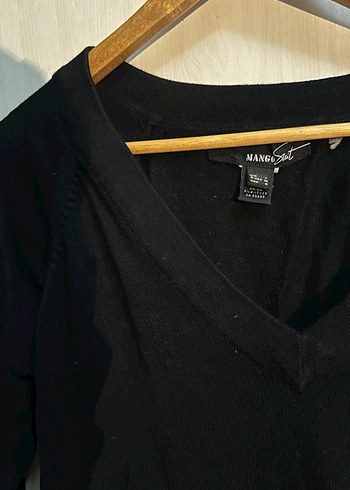 Siyah V Yakalı Kadın Triko mango - Görsel 3
