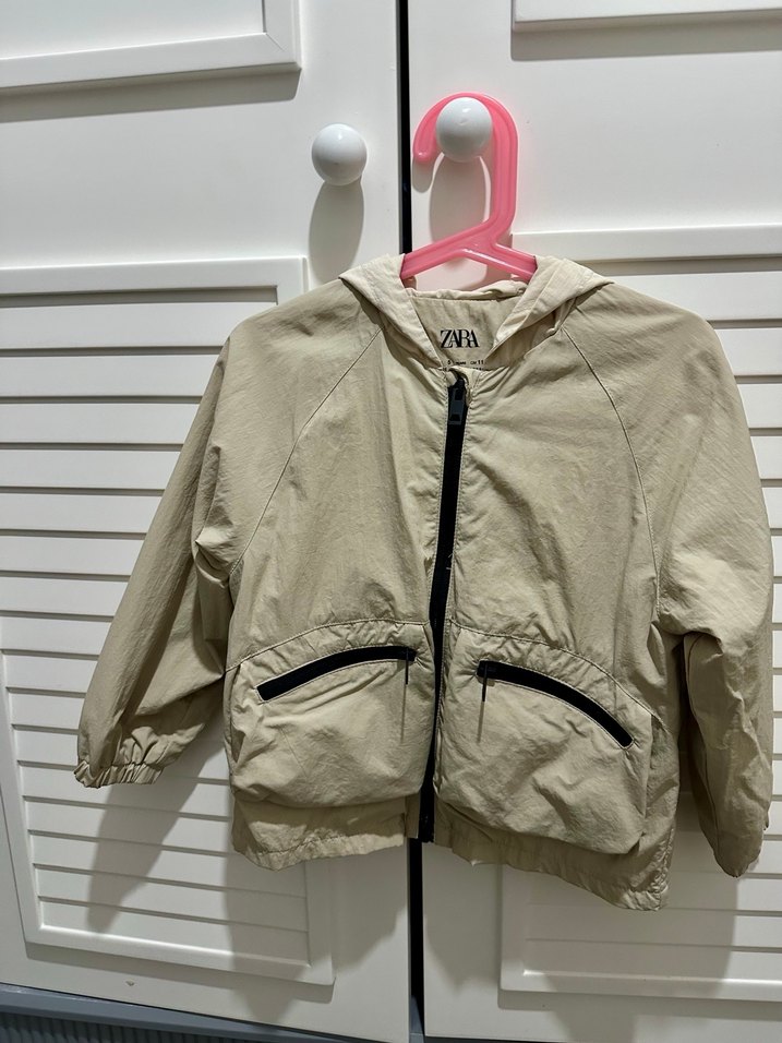 Zara yağmurluk - Görsel 5