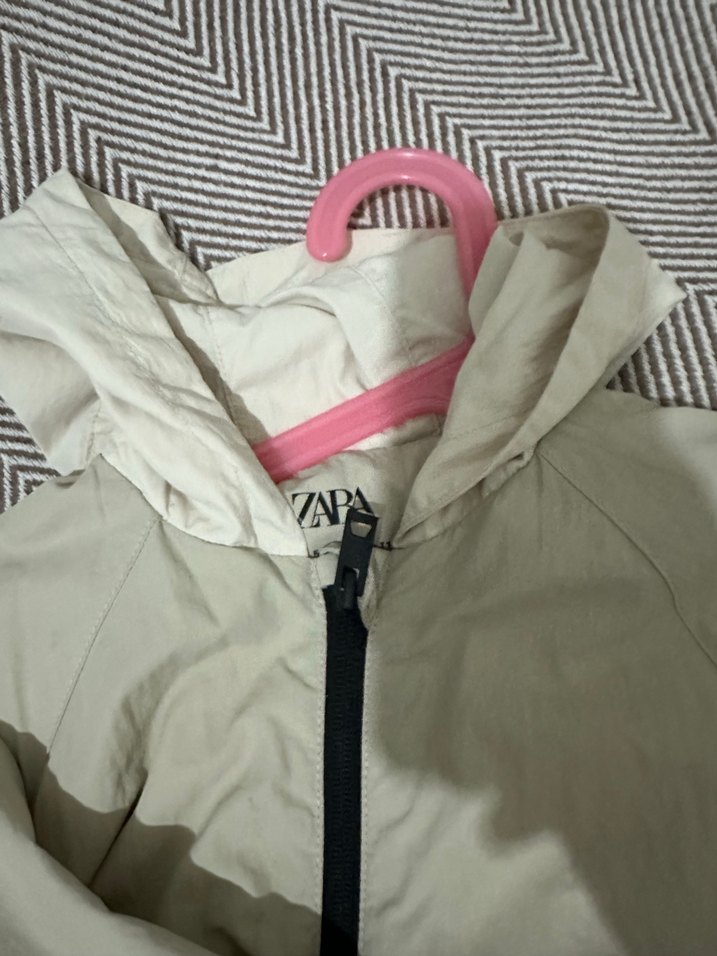 Zara yağmurluk - Görsel 2