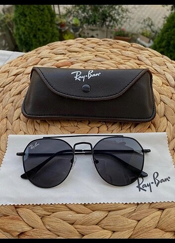 Ray_Ban