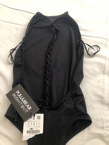 Pull and Bear Pull&Bear body