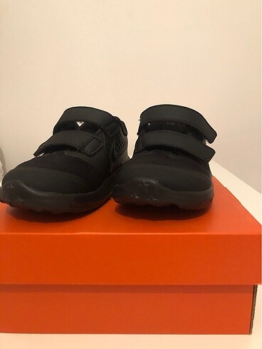 Nike spor ayakkabı