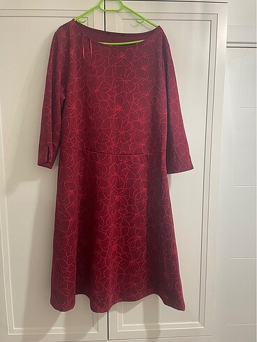44 Beden bordo Renk Bordo elbise