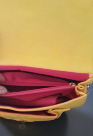 universal Beden Civciv sarısı çanta 