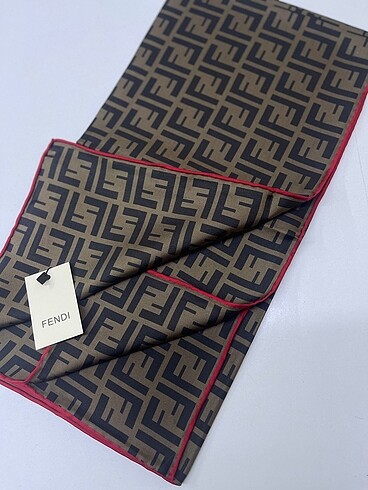 Fendi İthal Fendi Twill İpek Eşarp