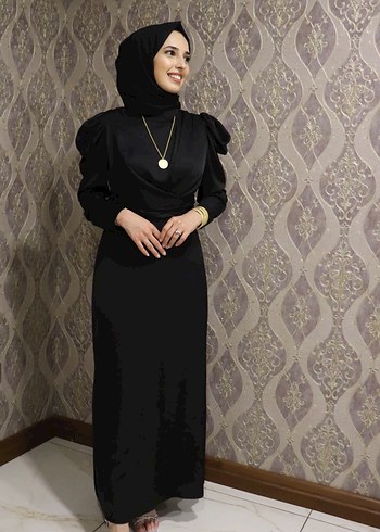 Uzun Siyah Gotik Yüksek Yaka Elbise