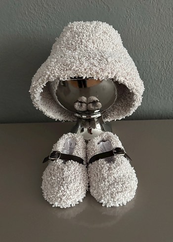 Zara Gri Peluş Kadın Şapka