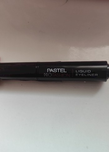 Pastel Pro Fashion Eyeliner | Siyah | Keskin Uç  Etiketli & Yeni - Görsel 2