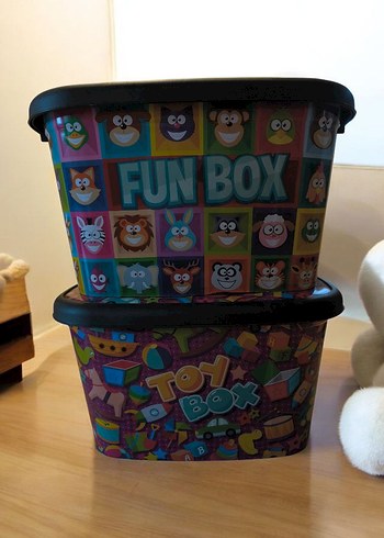  Çocuklar için Renkli Plastik Oyun Kutuları