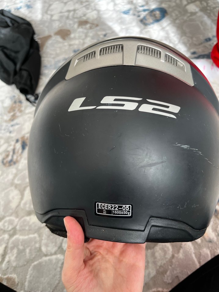 LS2 Siyah Mat Motosiklet Kaskı - Görsel 2