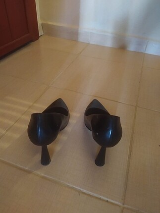 Siyah stiletto