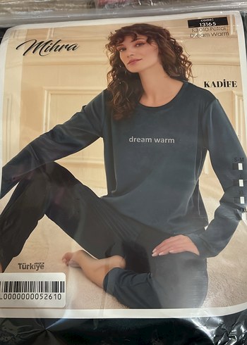 Siyah Uzun Kollu Rahat Kadın Pijama Takımı - Görsel 3