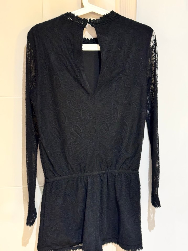 Zara Uzun Kollu Dantelli Siyah Tulum - Görsel 4