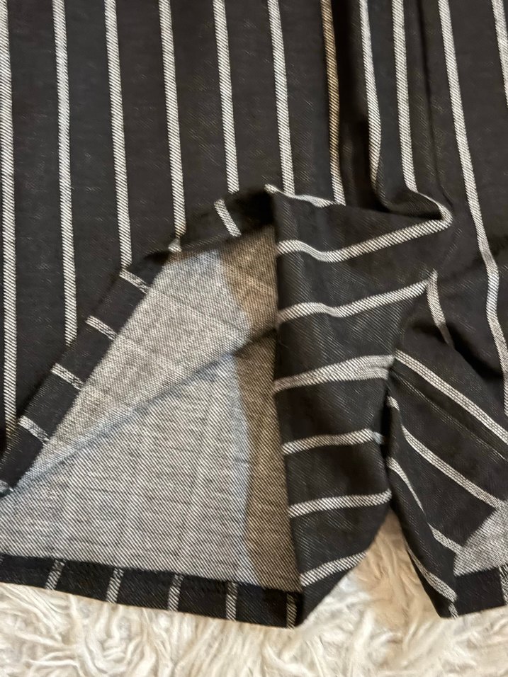 Bershka Çizgili Siyah Mini Tulum - Görsel 3