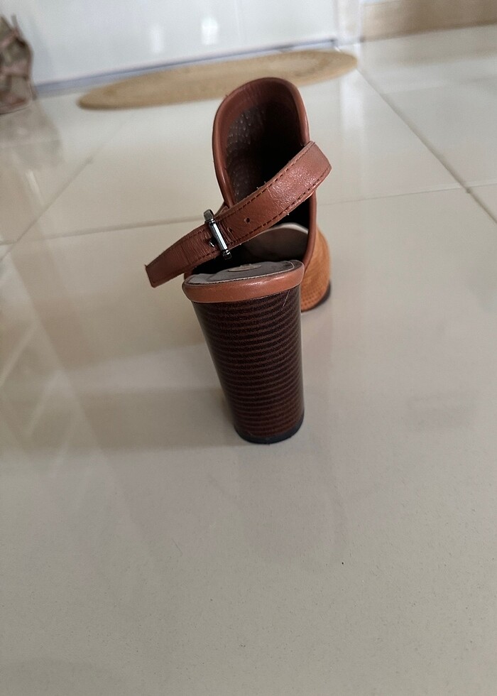 Doğal Deri Kalın Topuk Ayakkabı - Görsel 2