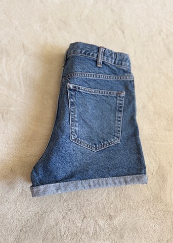 Pull and Bear Mavi Kadın Salaş Mini Denim Şort Pull&Bear