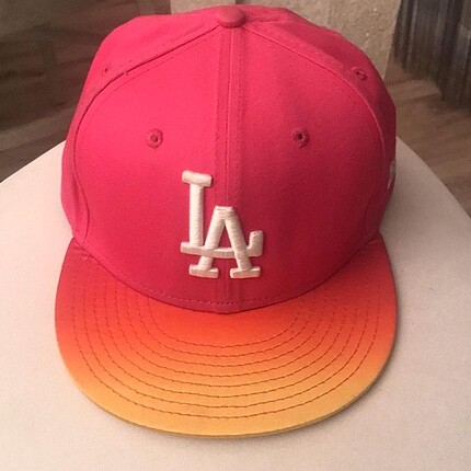 New Era LA Pembe Şapka